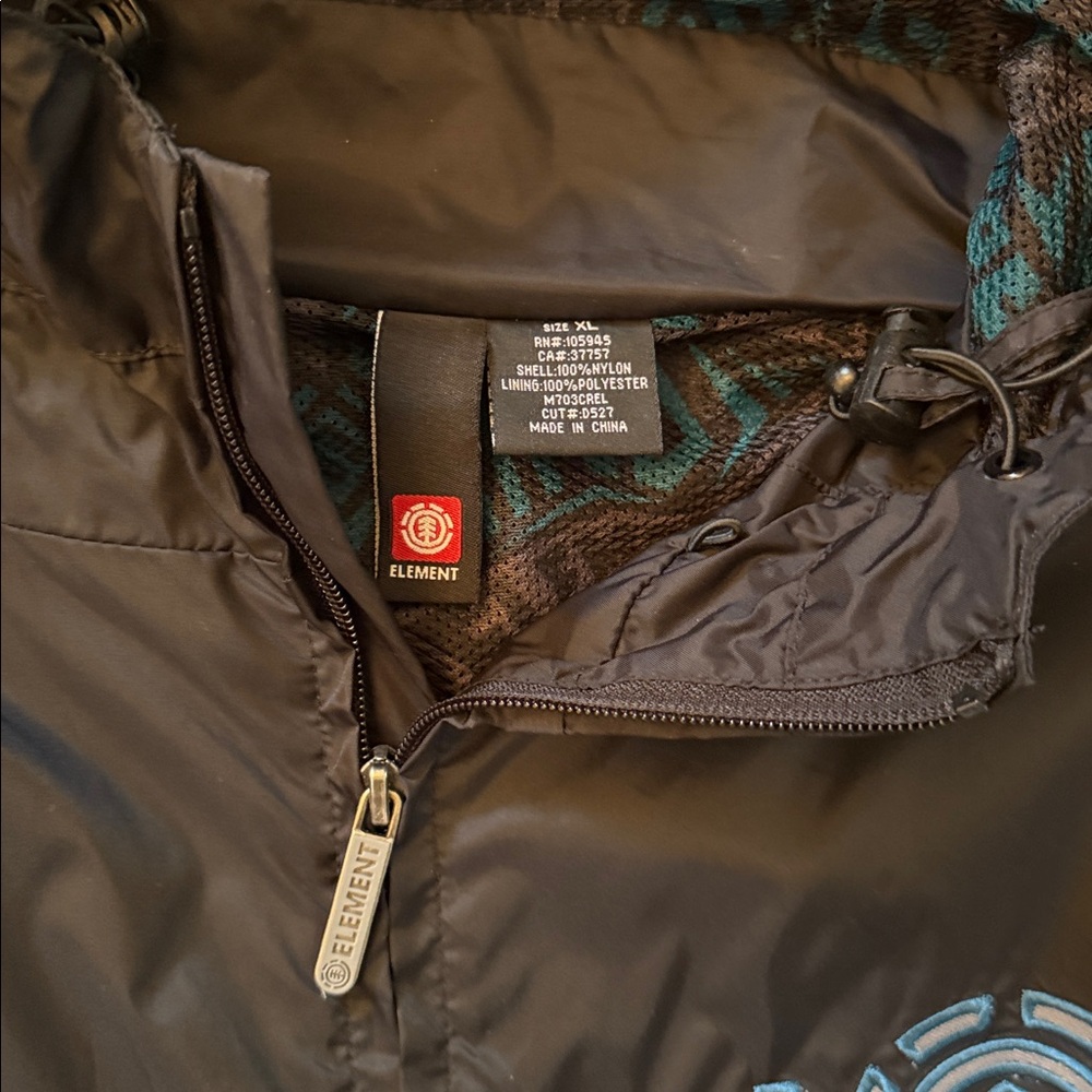 Y2K Element Vintage Hooded Jacket w/ Packable Hood - Picture 5 of 15